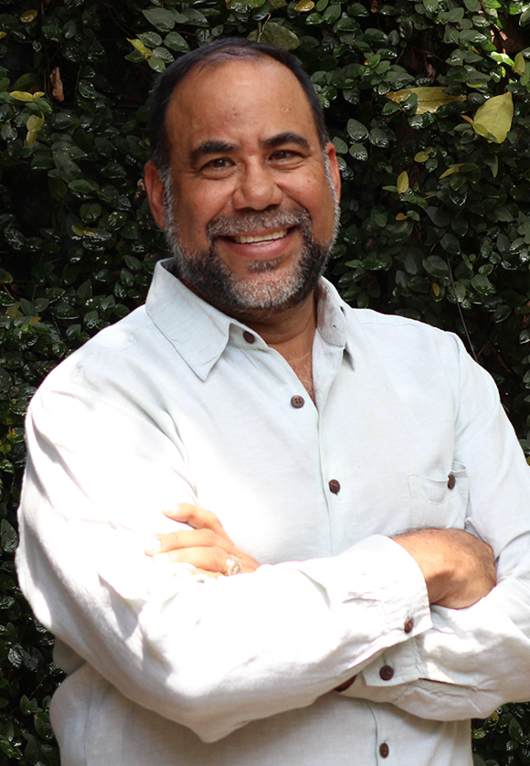 Dr. Luis Vásquez Director General de la FHIA.